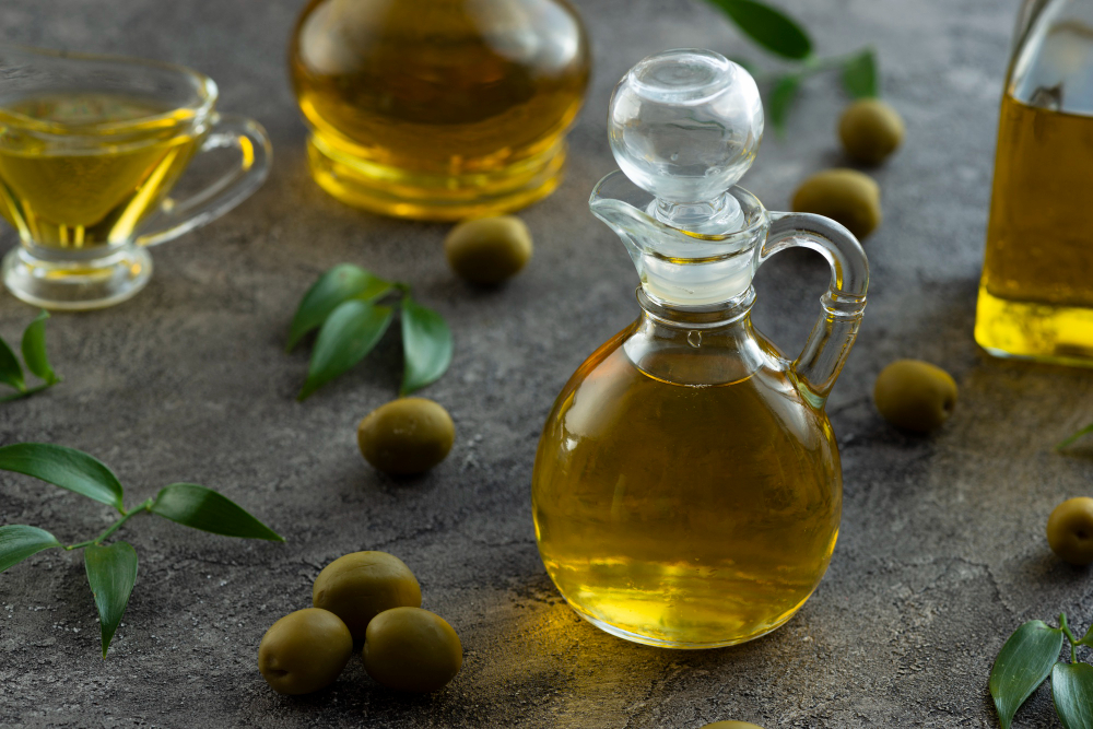 ओलिव आयल फॉर ऑयली स्किन | Olive Oil Benefits In Hindi